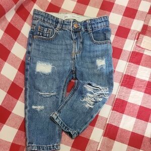 Zara Distressed Blue Denim Jeans